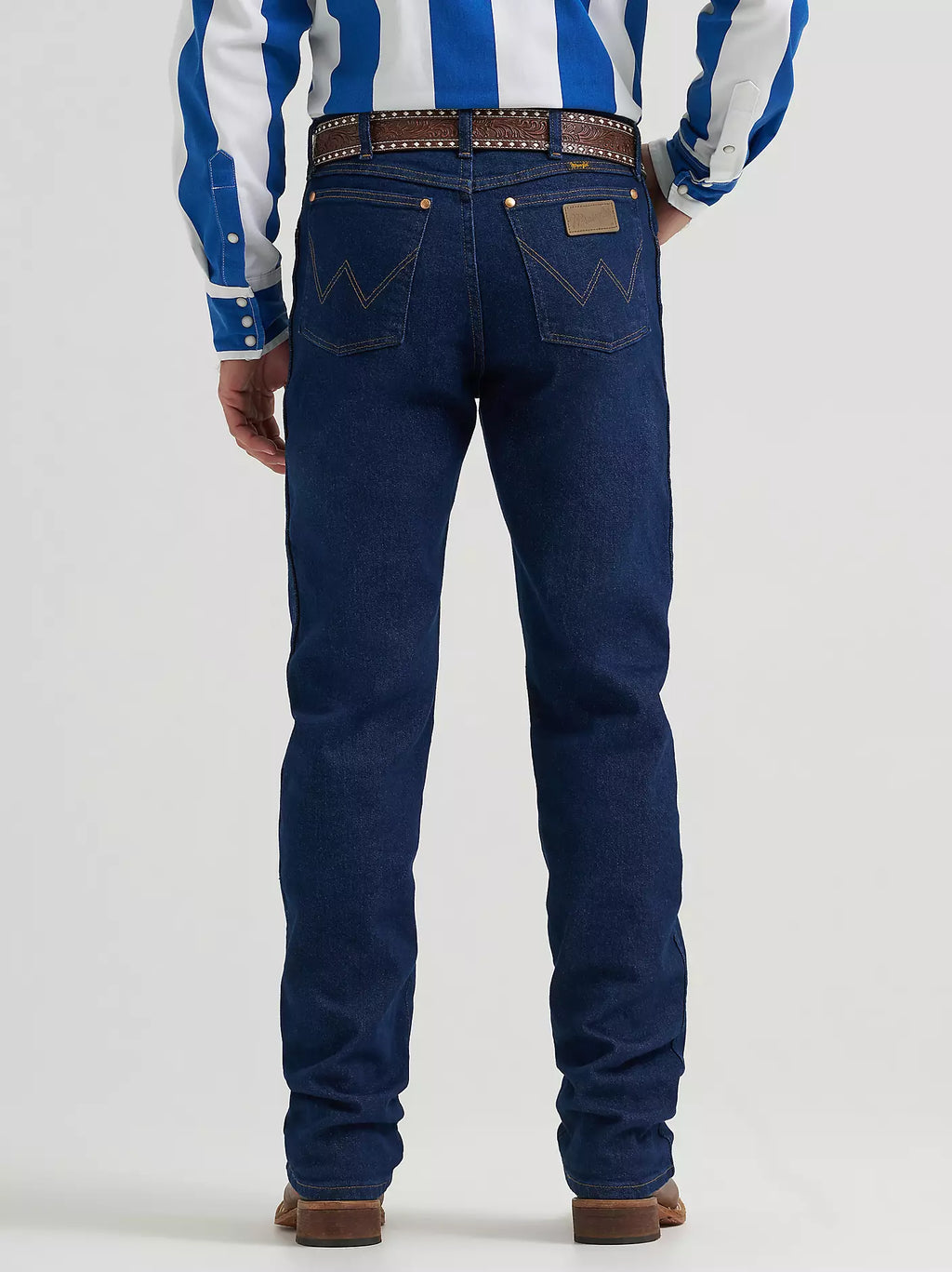 Wrangler® Cowboy Cut® Bootcut Stretch Regular Fit Jean in Navy