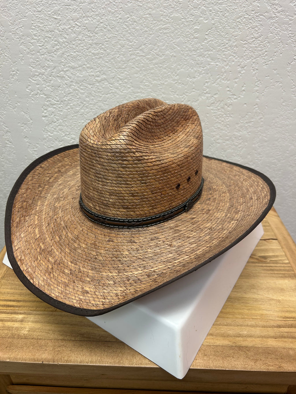 Justin 'Buck Up' Straw Cowboy Hat