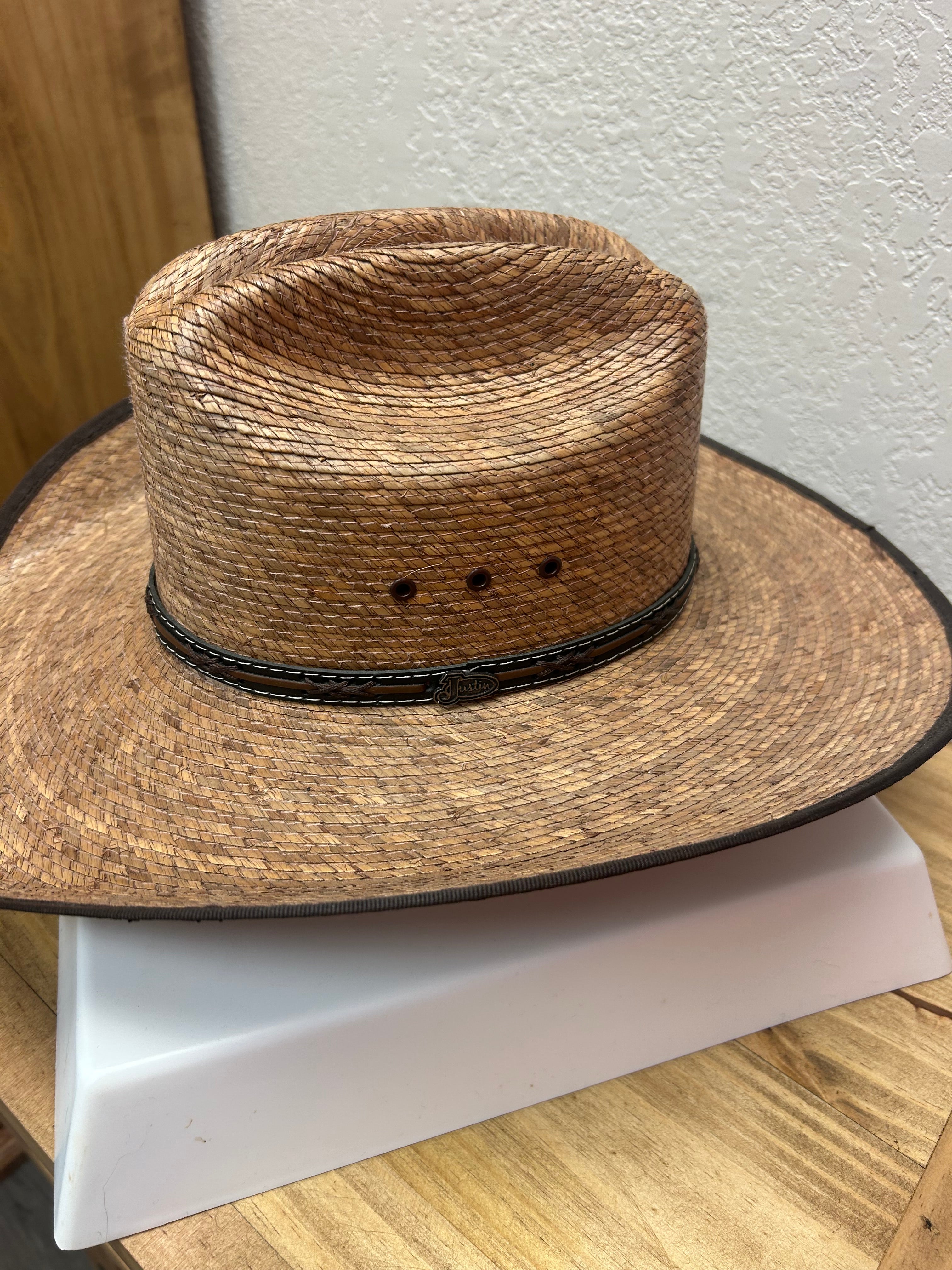 Justin 'Buck Up' Straw Cowboy Hat