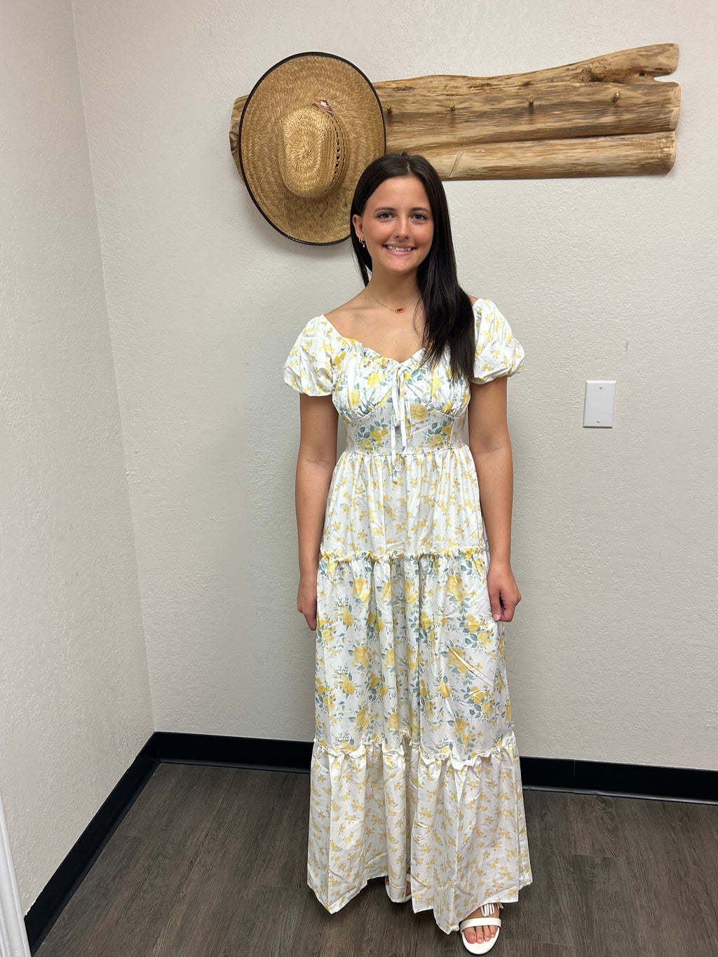 Ladies Yellow Floral Print Sweetheart Neck Puff Sleeves Maxi Dress
