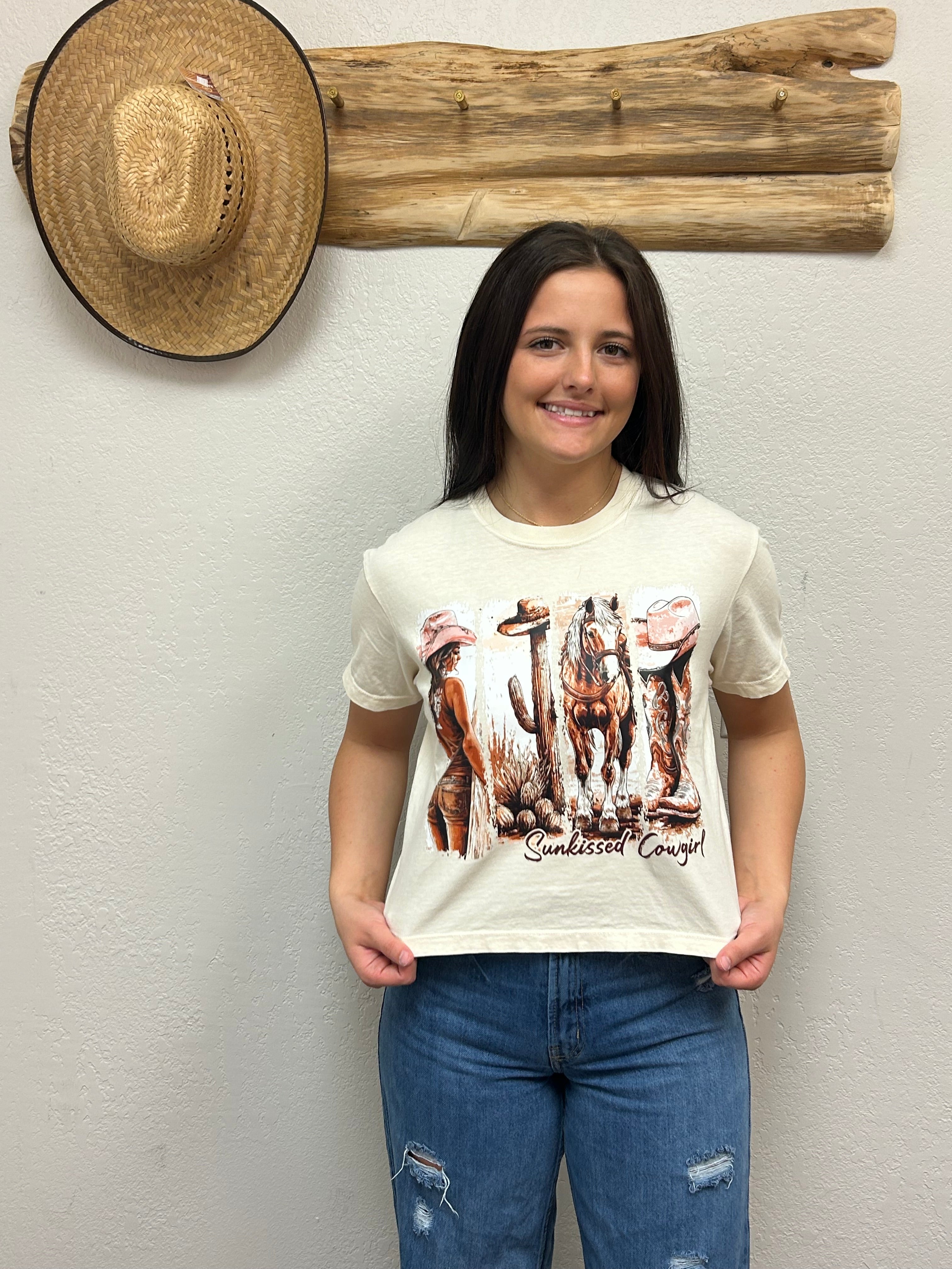 'Sunkissed Cowgirl' Cropped T-Shirt