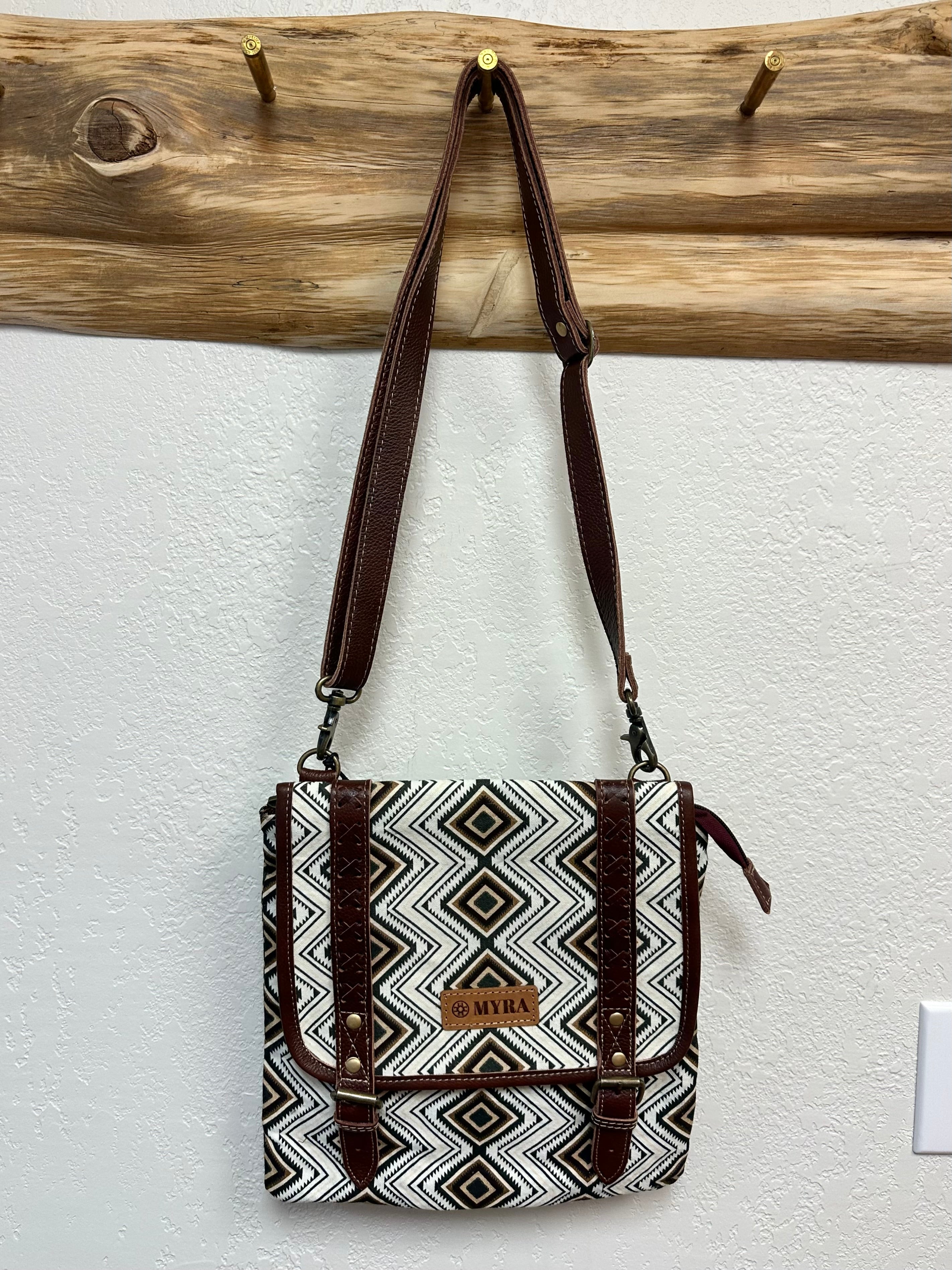 Myra Black Canyon Star Crossbody Bag