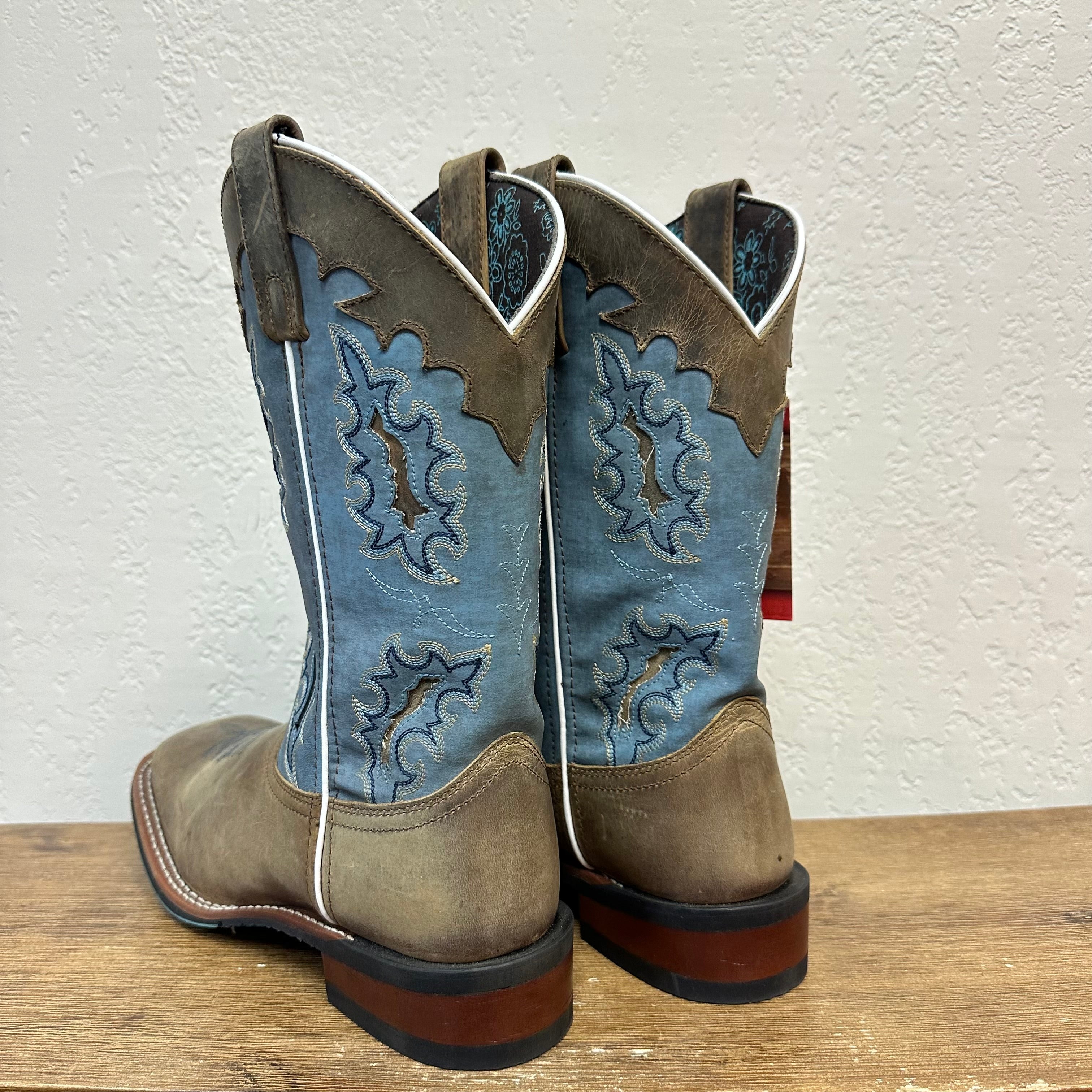 Laredo Blue Isla Inlay Boots