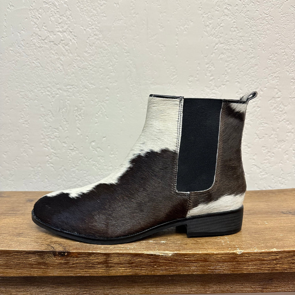 Myra Electron Cowhide Booties