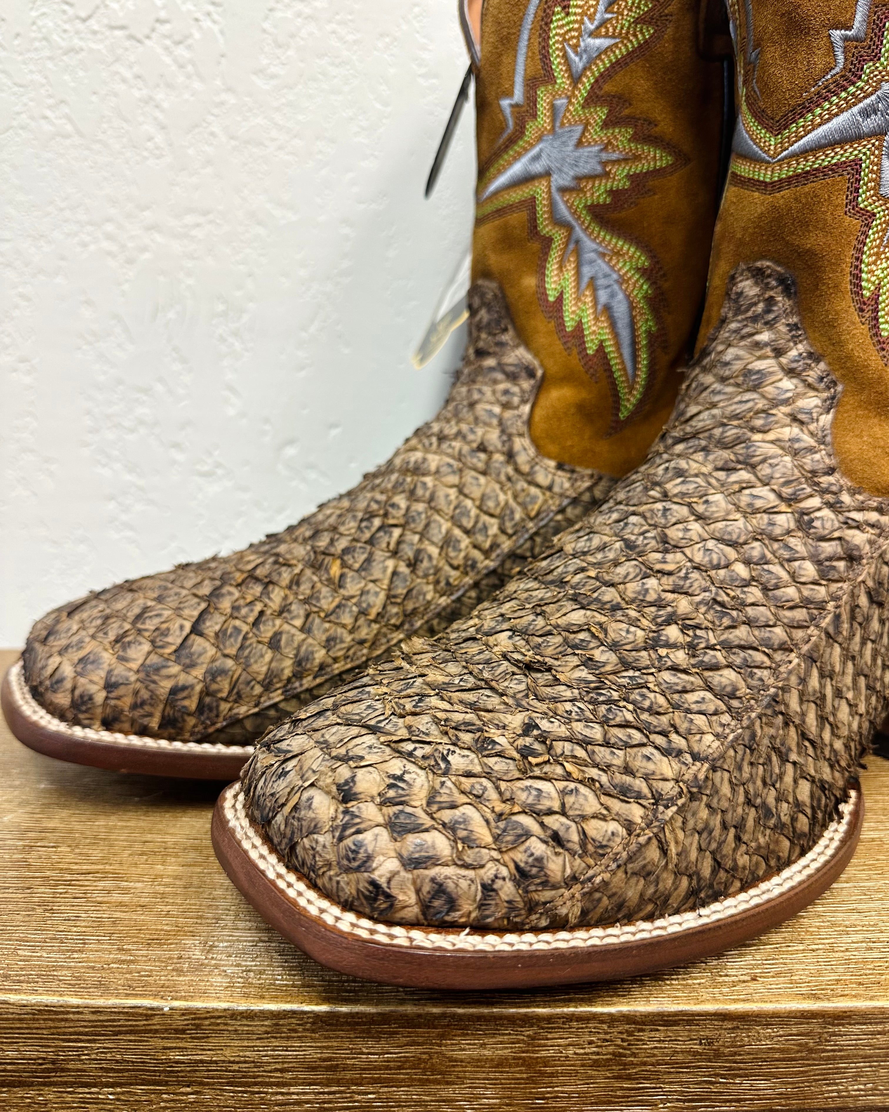 Dan Post Genuine Dorsal Sea Bass Boots