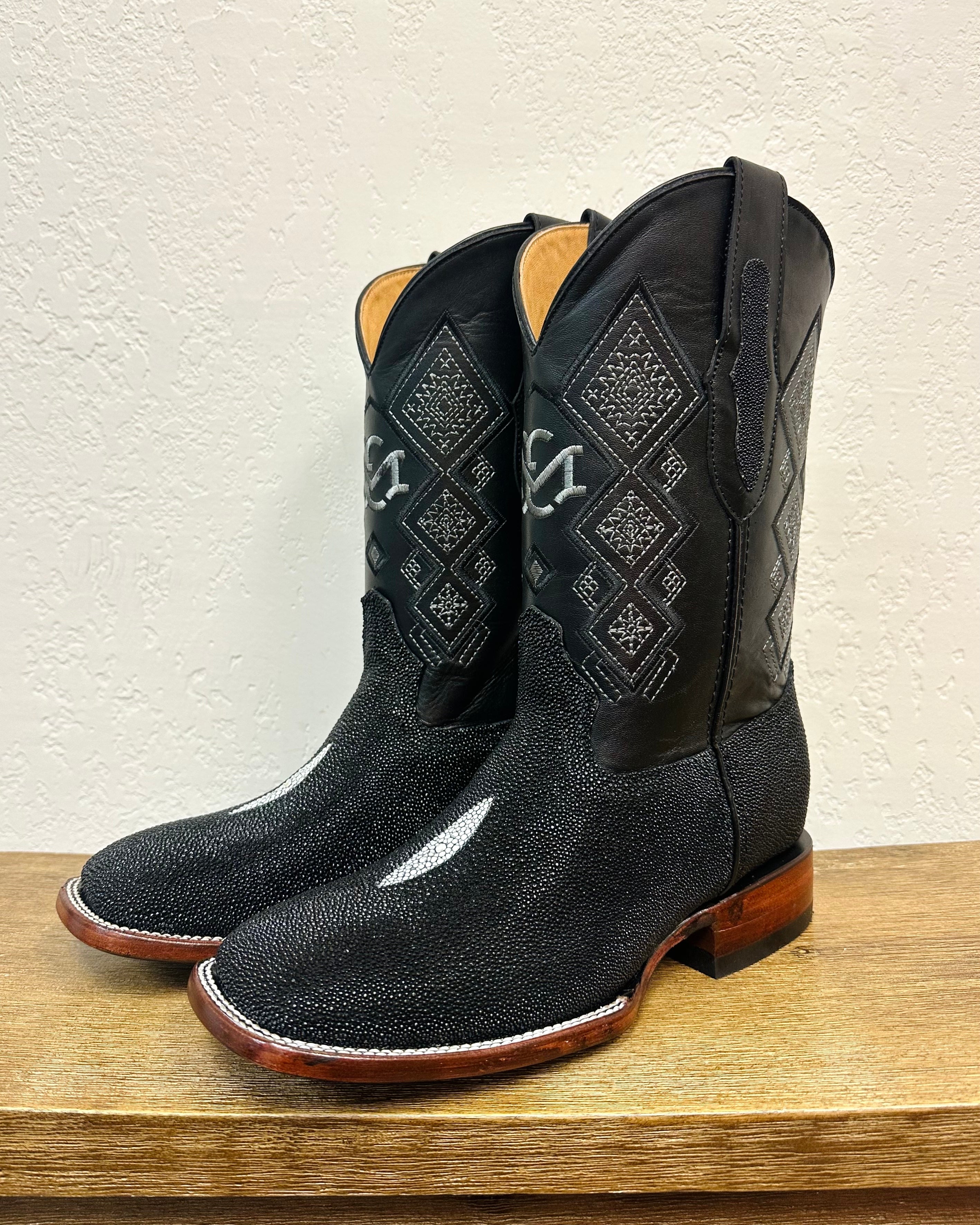 El Malcreado Black Manta Ray Boots