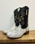 El Malcreado Natural Hair-On Cowhide Boots