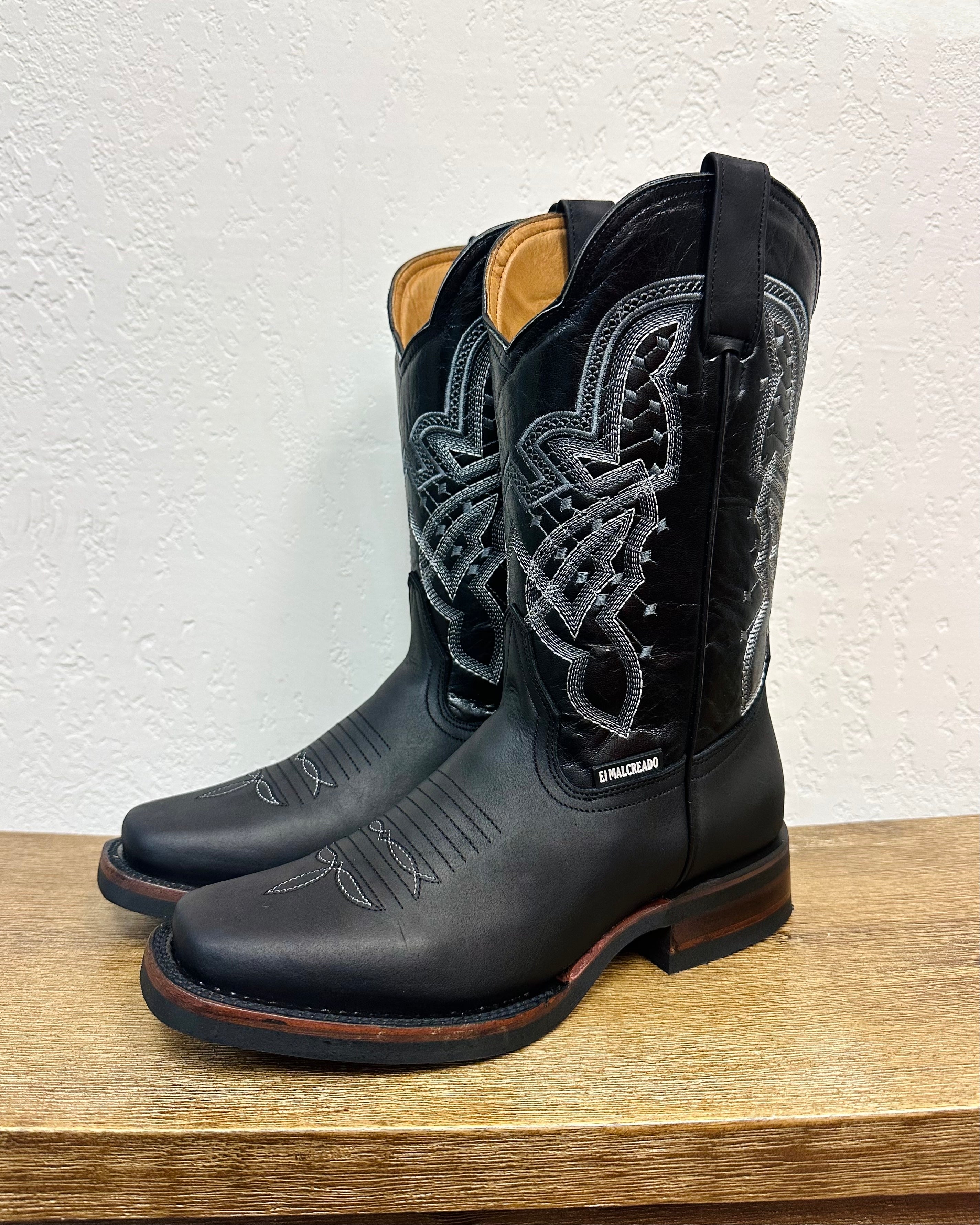 El Malcreado Black Embroidered Boots