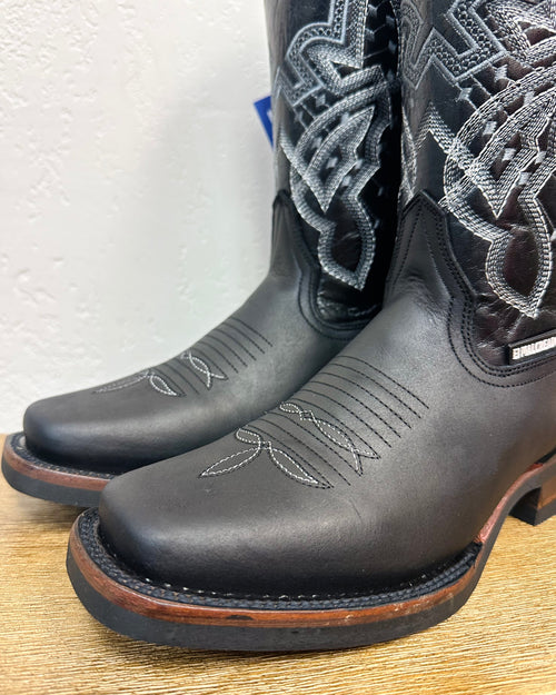 El Malcreado Black Embroidered Boots