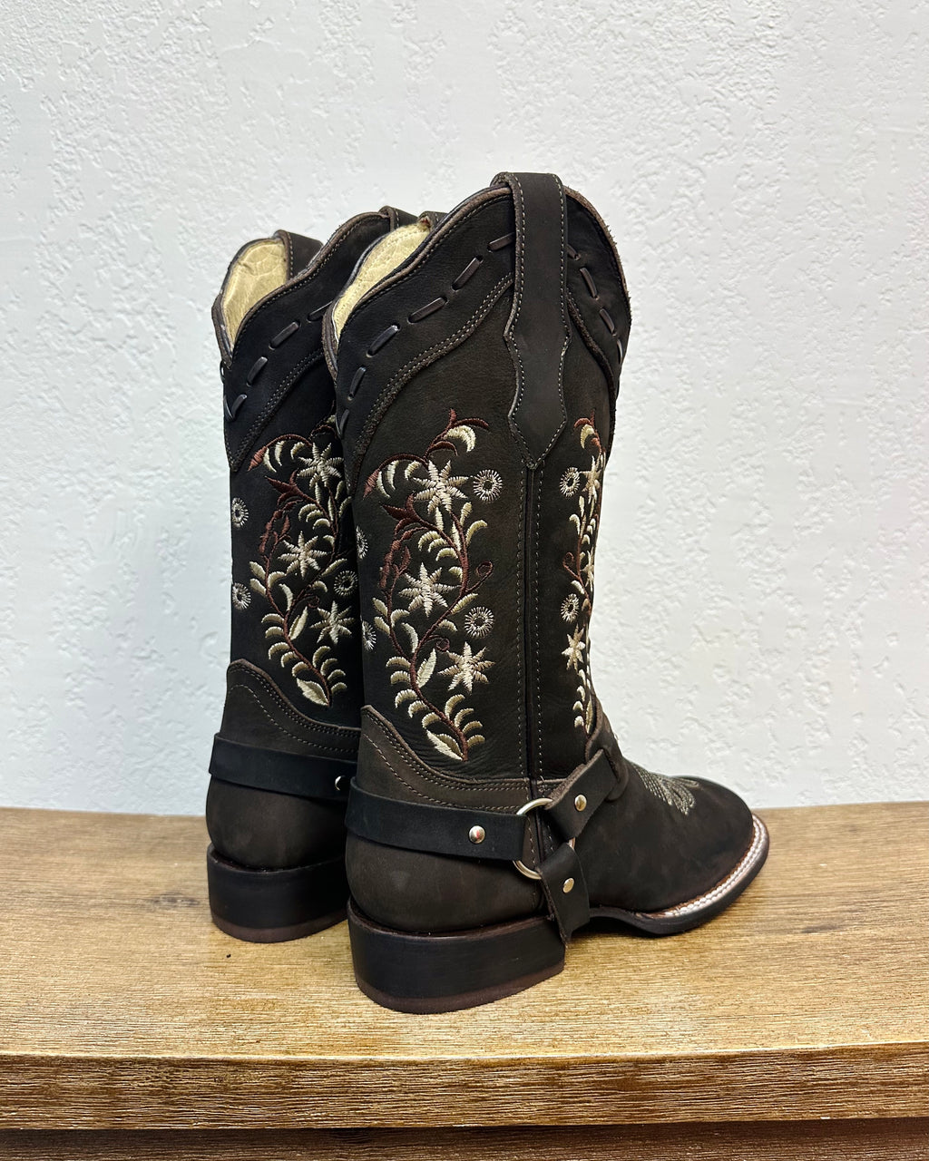 El Malcreado Cocoa Embroidered Harness Boots