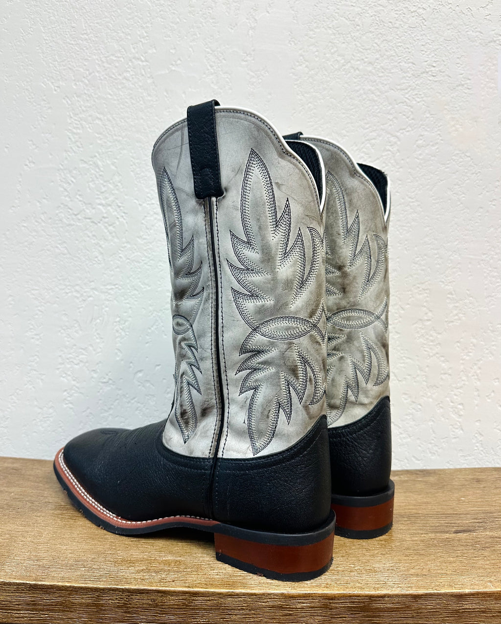 Laredo Grey Isaac Boots