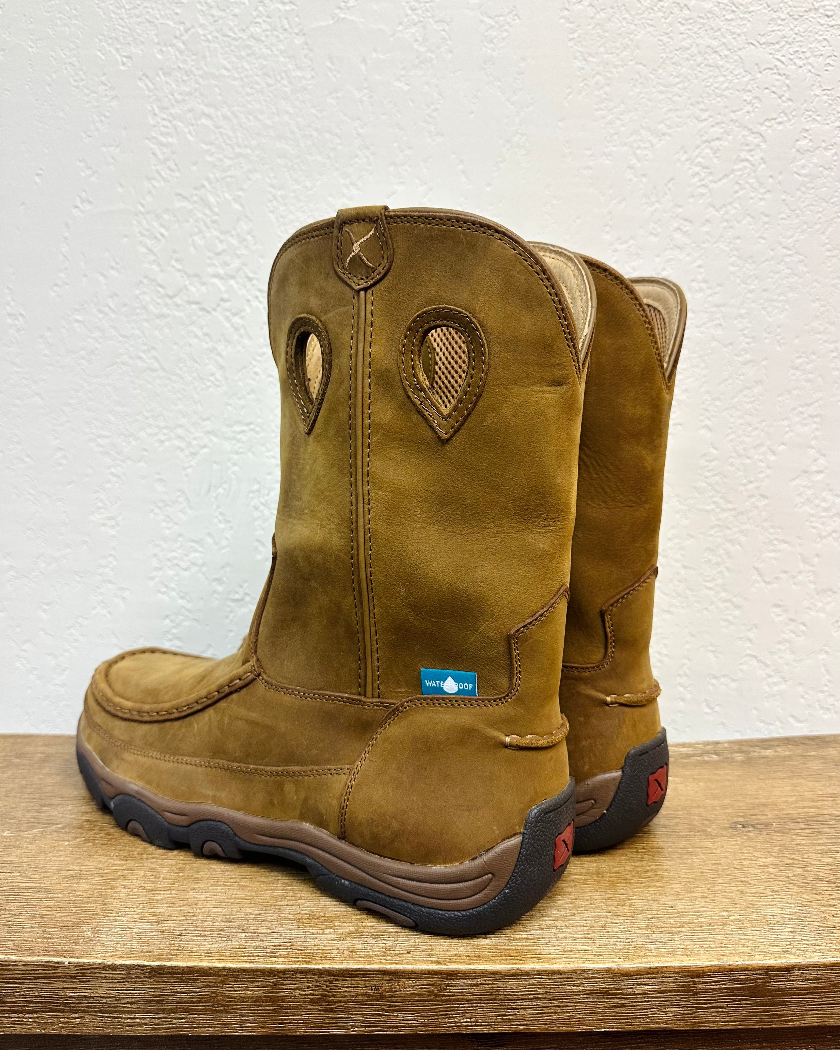 Twisted X Distressed Saddle Composite Toe Hiker Boot