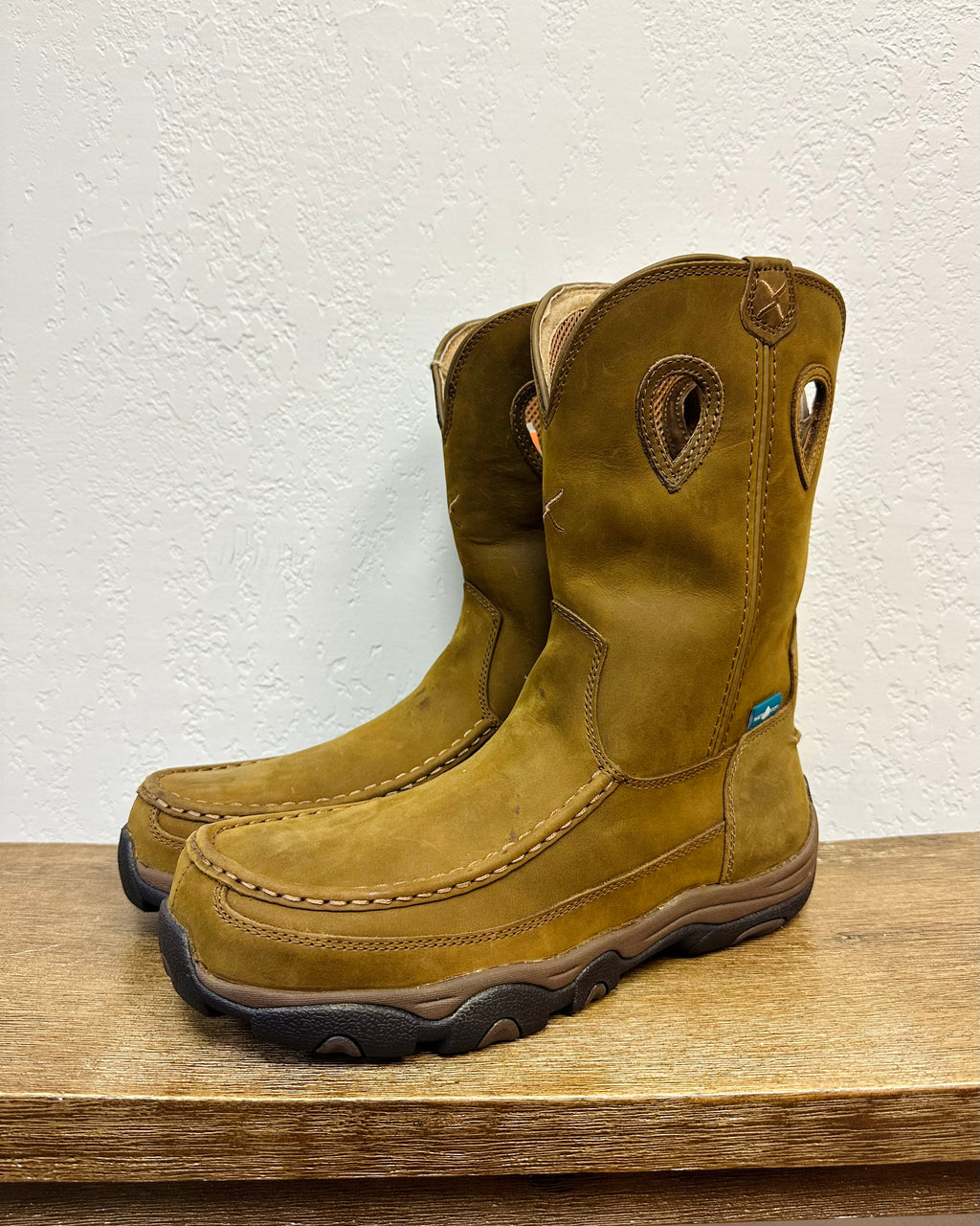 Twisted X Distressed Saddle Hiker Boot