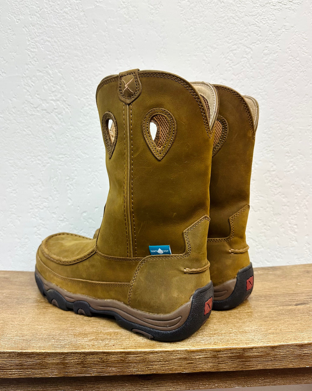 Twisted X Distressed Saddle Hiker Boot