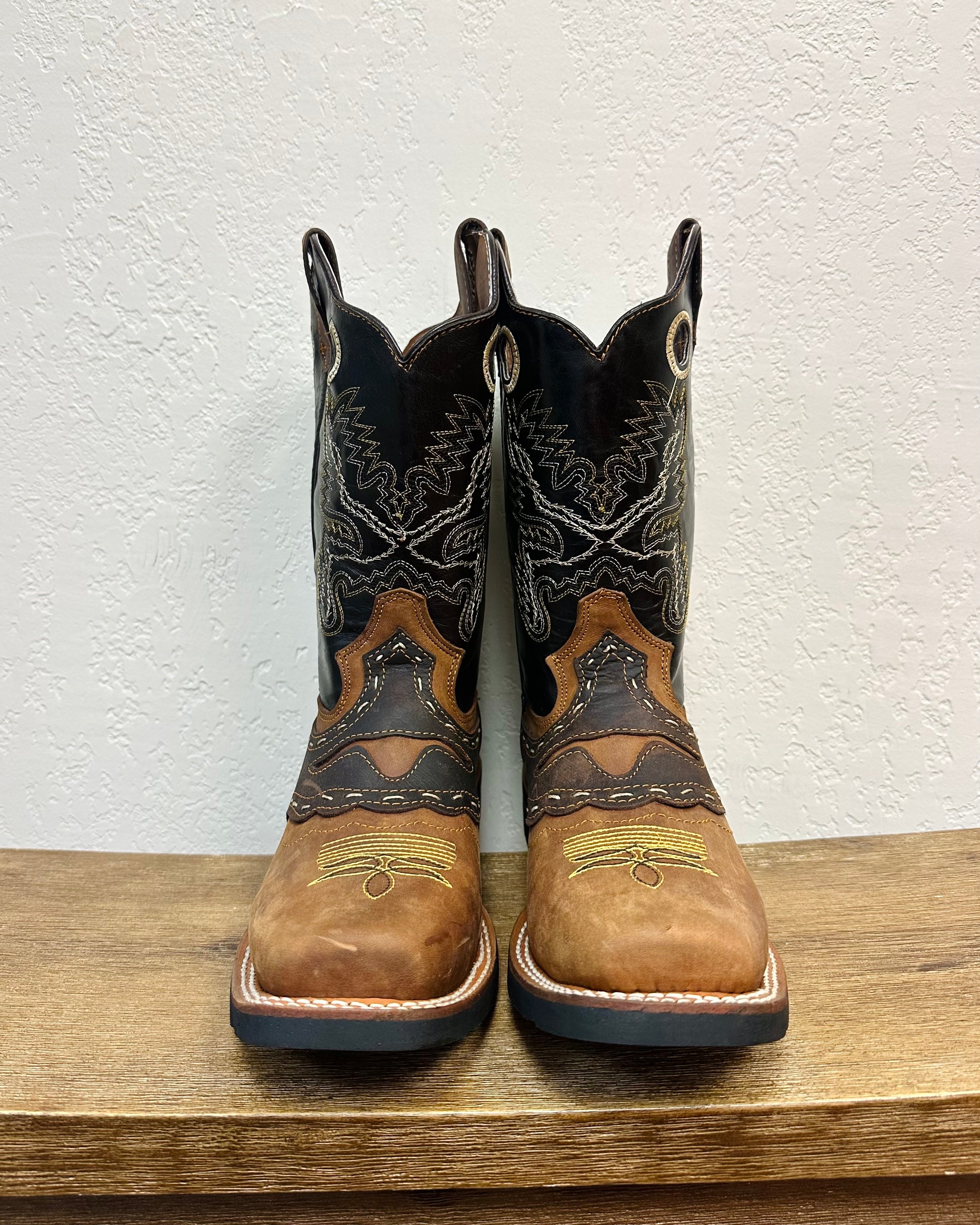 TJayz Bull Cutout Embroidered Boots