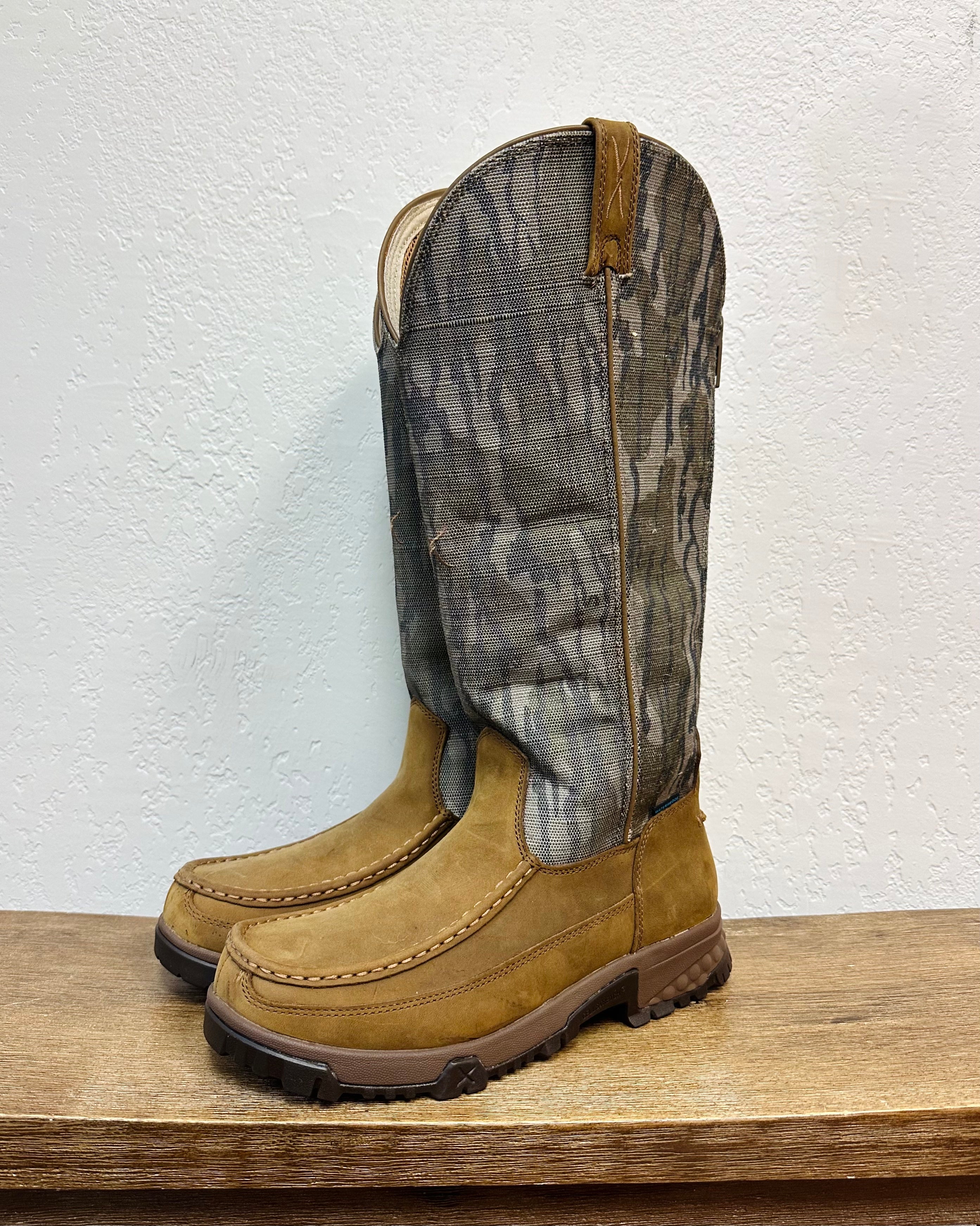Twisted X Mossy Oak 17" Camo Snake Boot