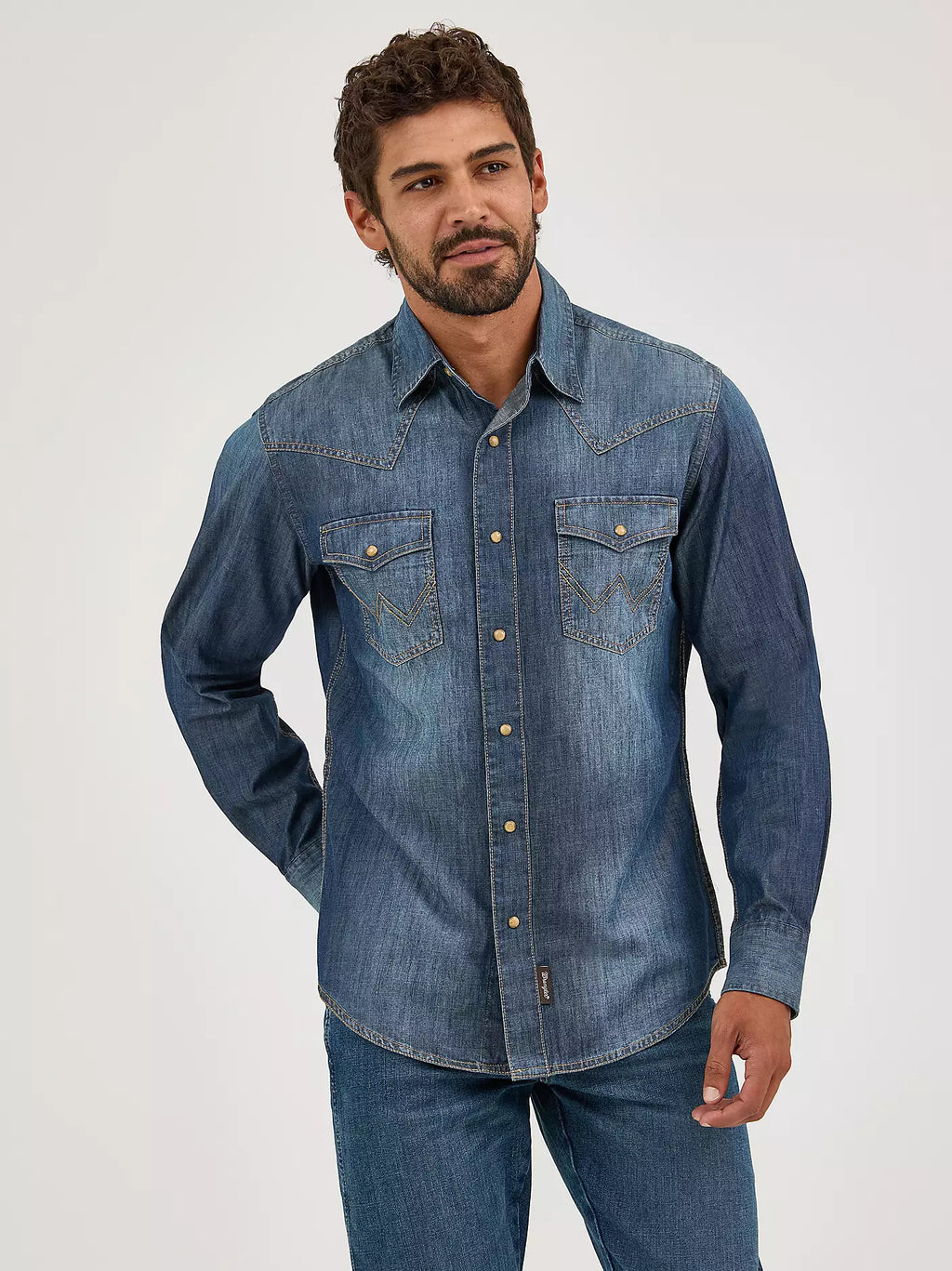 Men's Wrangler Retro® Premium Long Sleeve Denim Western Snap Shirt