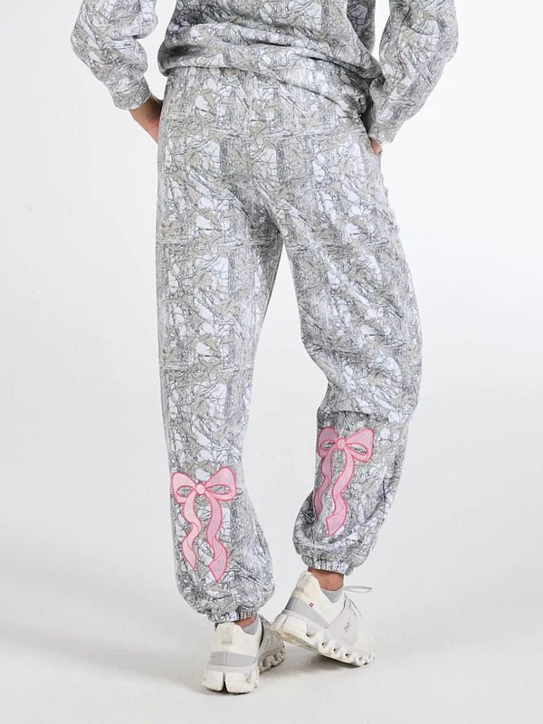 Simply Southern Camo Bow Sweatpants