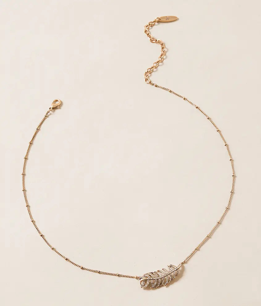 Lainey Wilson Glitz Feather Necklace